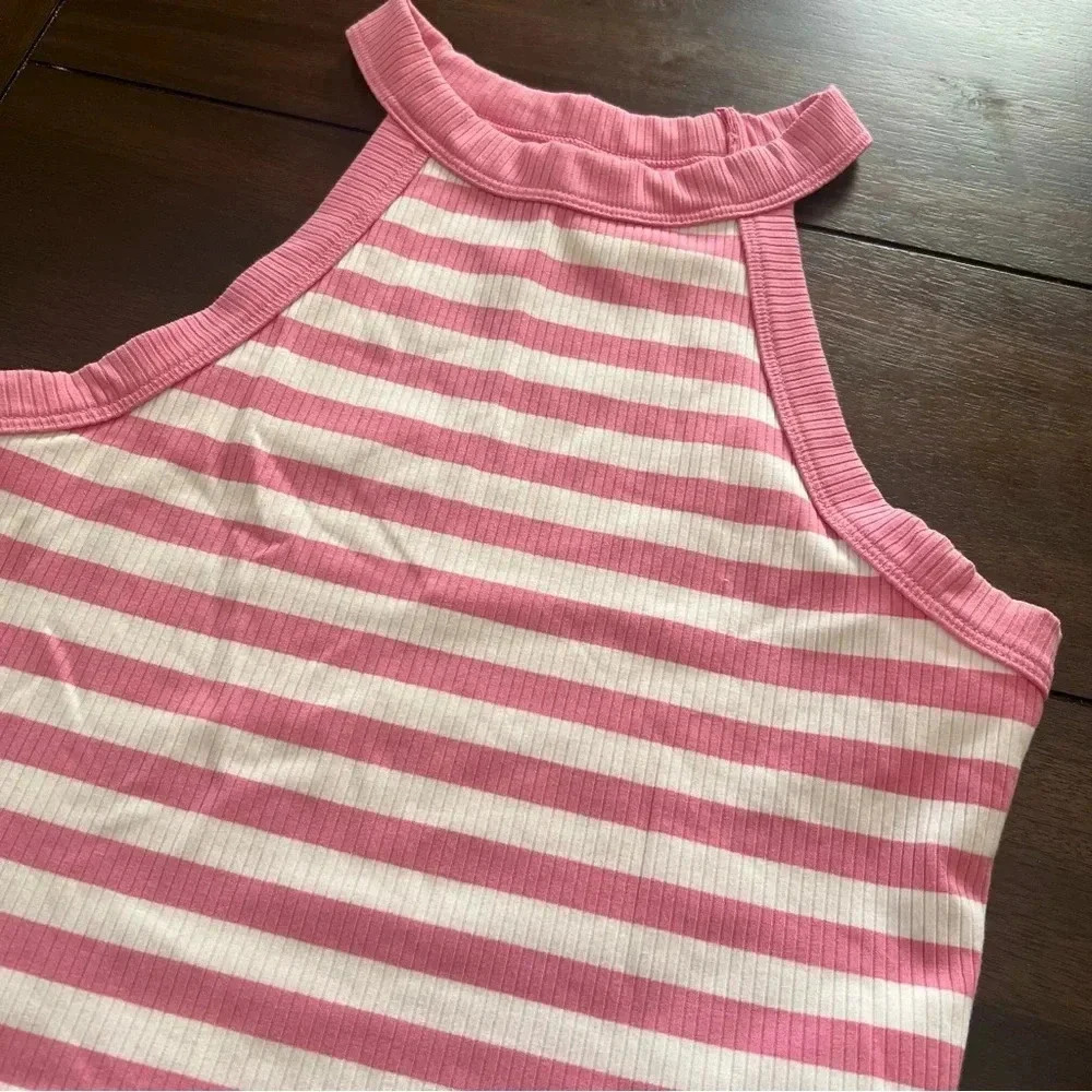 {American Eagle} Pink and White Striped Cropped Tank Top - Picture 4 of 4